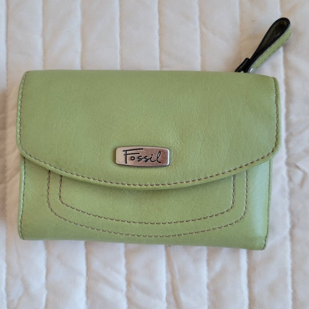 Fossil Vintage Trifold Green Leather Expandable Snap Lock Wallet